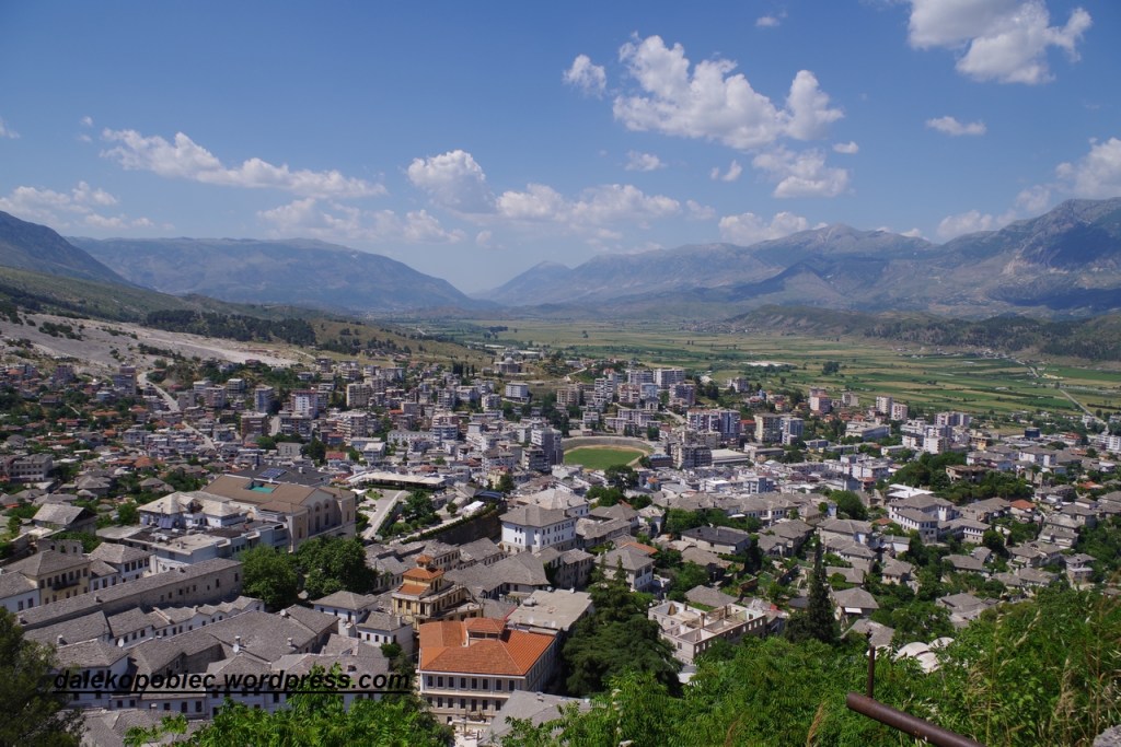 Widok na Gjirocastra